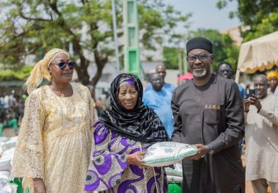 KITS ALIMENTAIRES DU MOIS DE LA SOLIDARITE : 4 800 personnes vulnérables à Bamako en ont bénéficié